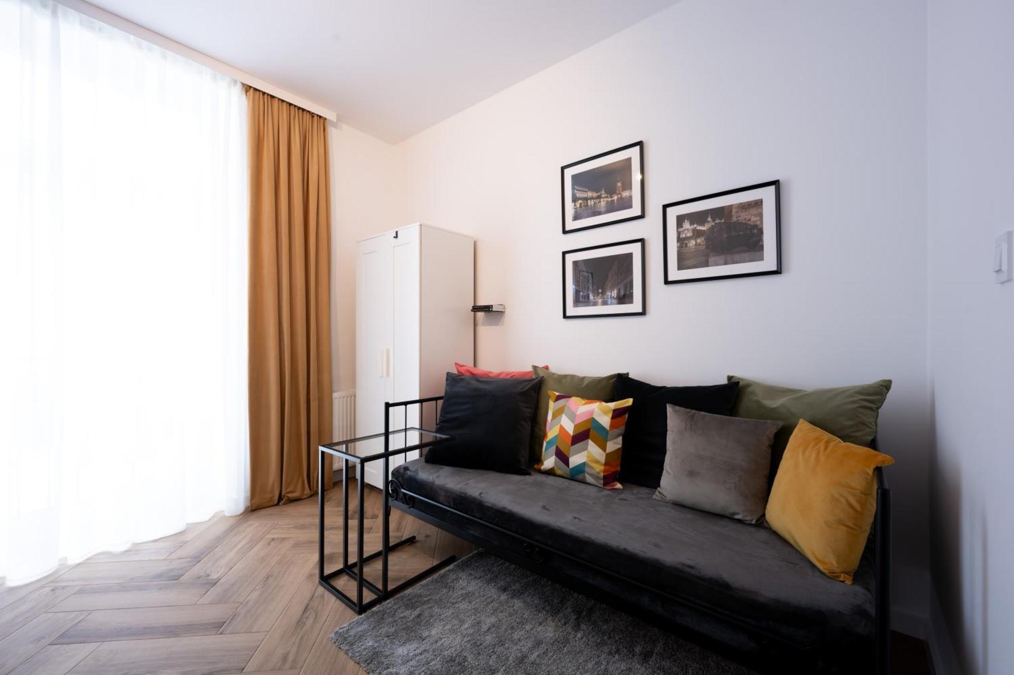 Native Apartments Pulaskiego 6 Krakow Luaran gambar