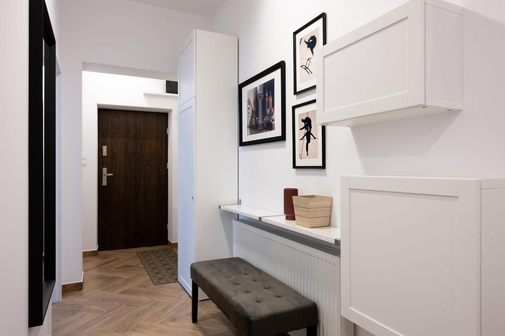 Native Apartments Pulaskiego 6 Krakow Luaran gambar